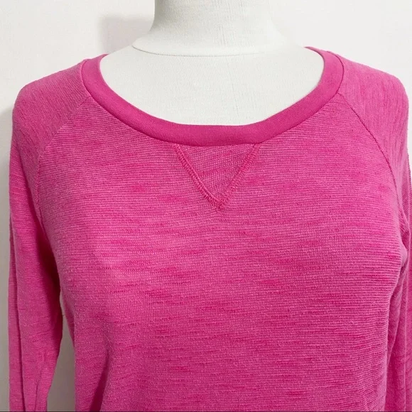 NO BOUNDARIES textured long sleeve tee. Rib knit cuff and hem. Size XL Jr. - Picture 2 of 6